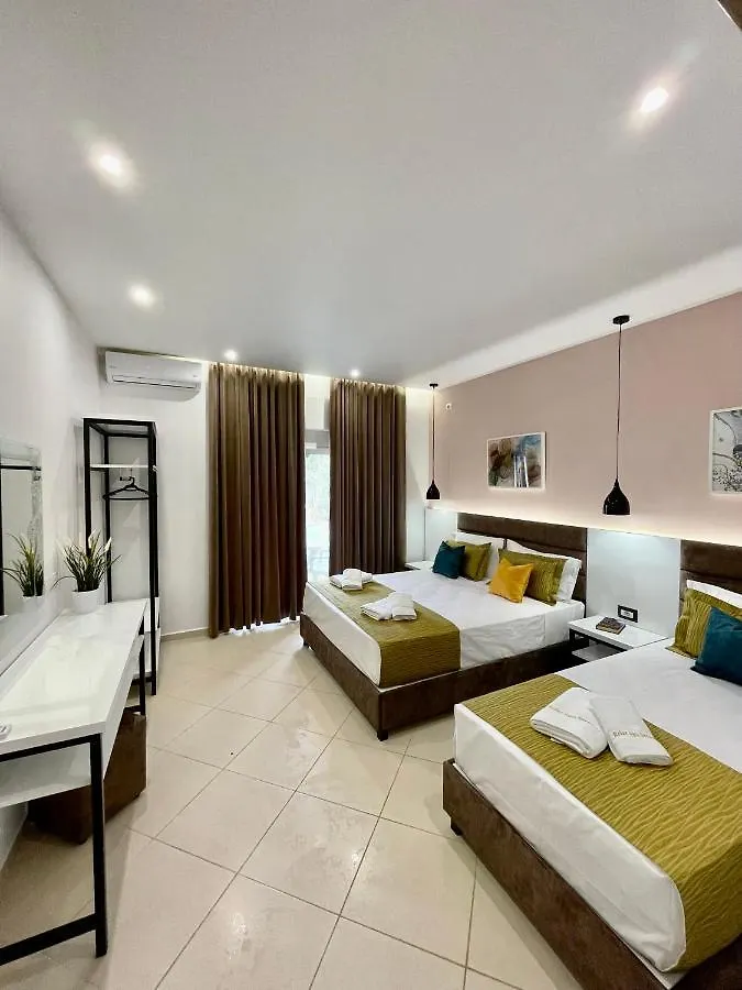 Relax Apts Saranda 0*,